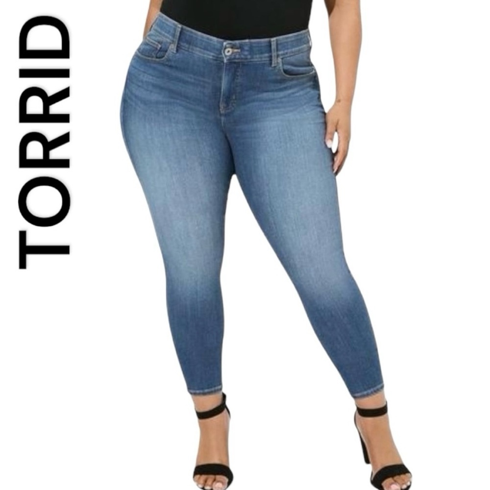 Torrid Bombshell Skinny Premium Stretch High-Rise Jeans ~ 14R